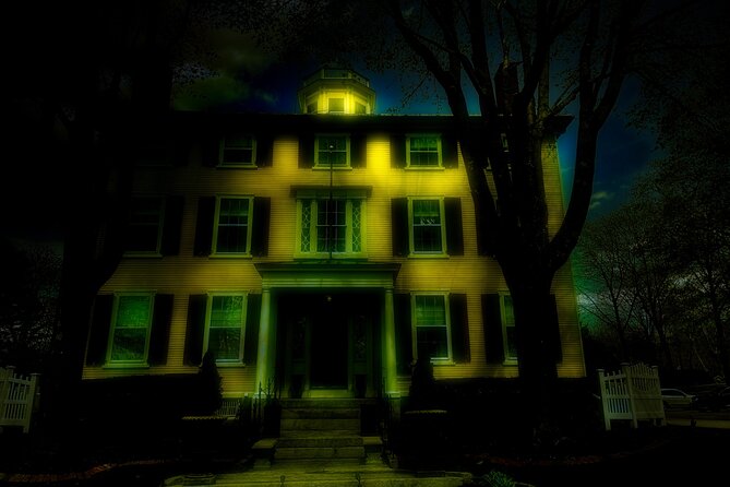 90 Minutes Ghost Walking Tour in Kennebunkport - A 90-Minute Ghost Walk That Makes Kennebunkport Feel Like a Story