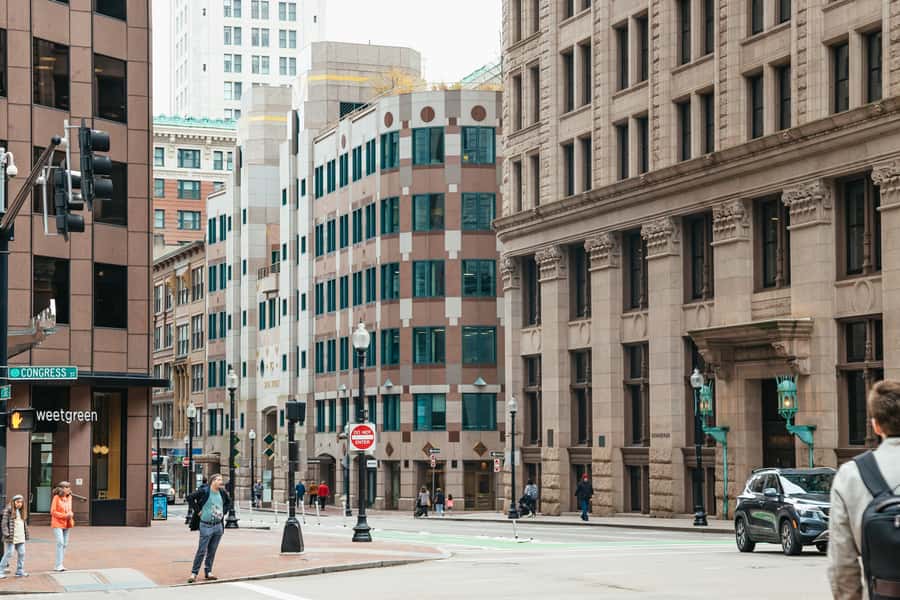 Boston: 2-Hour Historic Walking Tour - Why the guide changes everything on this route