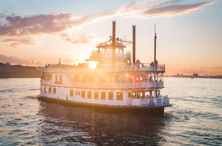 Boston: Boston Harbor Sunset Cruise - Weather, wind, and the rain-or-shine rule