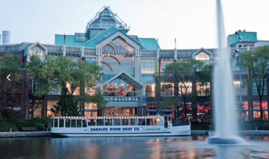 Boston: Charles River Sunset and Cocktail Cruise - Rain or shine on a covered boat: how to dress for it