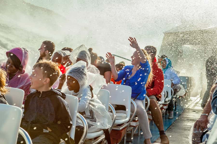 Boston: City Cruises Harbor Codzilla High Speed Thrill Boat - Key highlights at a glance