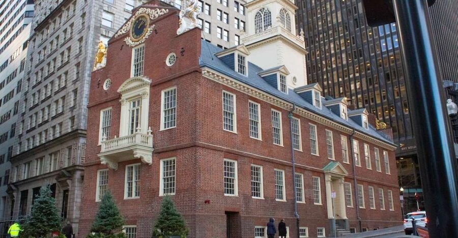 Boston: City History and Highlights Audio App Walking Tour - Paul Revere House area, then the Rose Kennedy Greenway and the Big Dig story