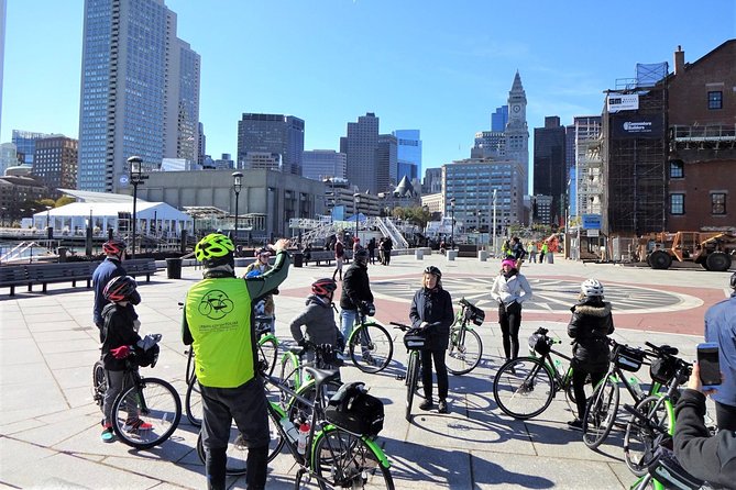 Boston City View Bicycle Tour: History and Landmarks - Boston Common and the Rose Kennedy Greenway: End With Big-City Calm