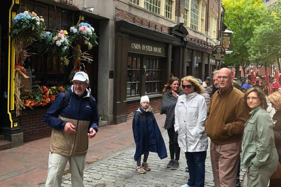 Boston: Freedom Trail, Bunker Hill, & USS Constitution Tour - Finish at USS Constitution: Ending the Plot at the Waterline