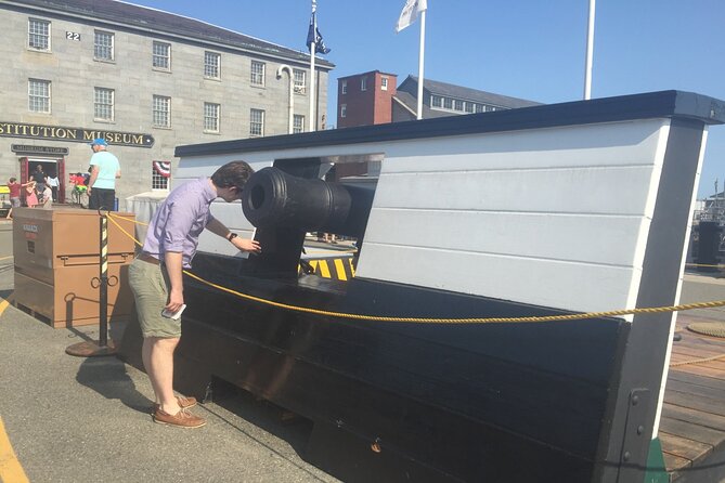 Boston Freedom Trail Self-Guided Tour with Audio Narration & Map - Charlestown finale: USS Constitution and Bunker Hill Monument