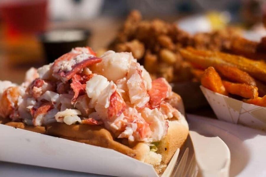 Boston: Guided Seafood Tasting and History Tour - Harborwalk Time: Where Views Meet Practical History