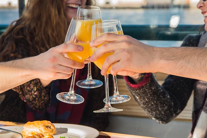 Boston Harbor Brunch Cruise - Northern Lights brunch cruise: a smart way to get your Boston bearings