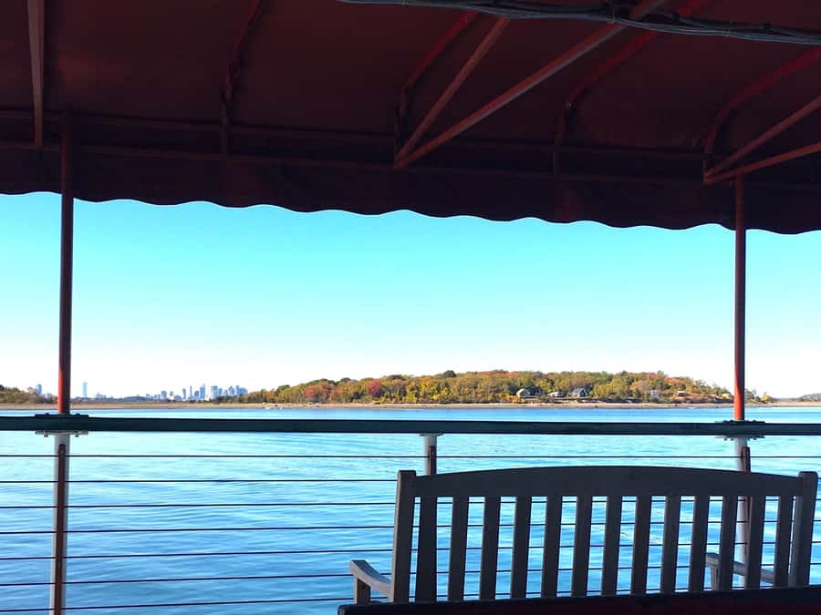 Boston Harbor: Fall Foliage Luncheon Cruise - Should You Book This Boston Harbor Fall Foliage Luncheon Cruise?