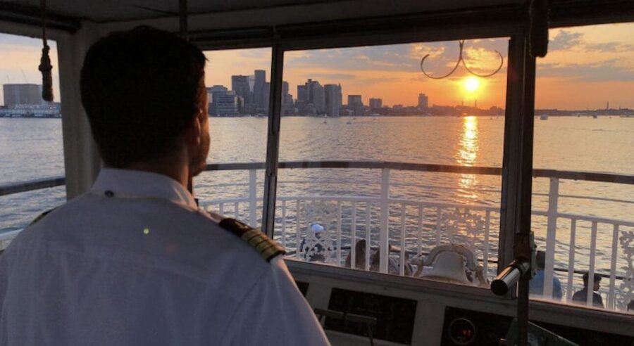 Boston Harbor: Full Moon Cruise with Champagne Option - The Bar, Light Snacks, and the Prosecco Option