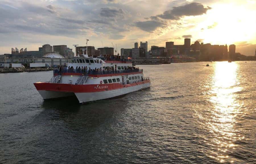 Boston Harbor: Full Moon Cruise with Champagne Option - The Route: Logan Airport Noise, Harbor Islands, and Waterfront Views