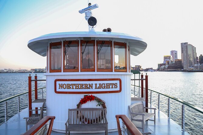 Boston Harbor Holiday Brunch Cruise - Rowes Wharf to the Northern Lights: how the 2-hour cruise works