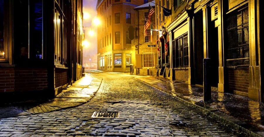 Boston: Haunted Pub Crawl of Historic Pubs and Taverns - The stops and what you should look for at each one