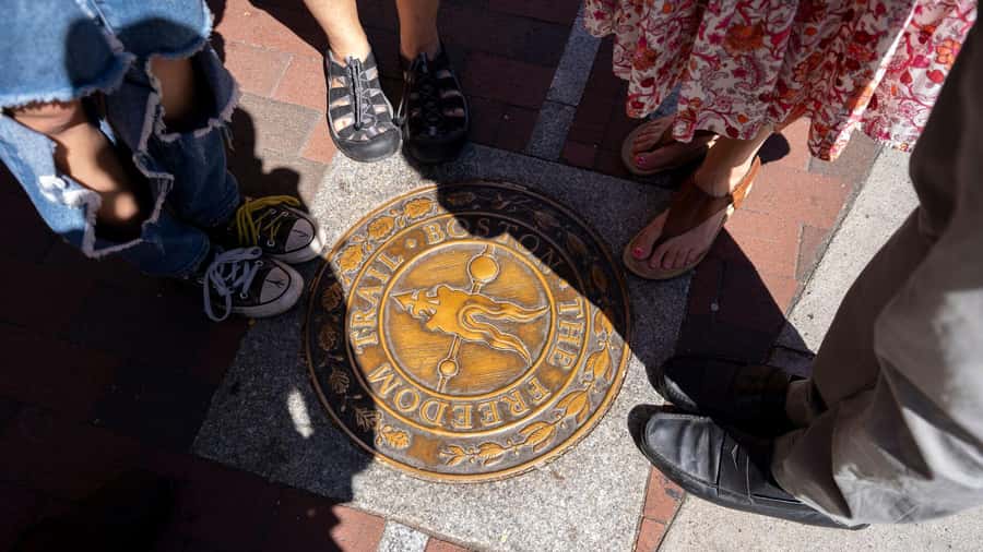 Boston History & Highlights Tour: From Revolution to Today - Faneuil Hall and Quincy Market: Politics Meets the Market