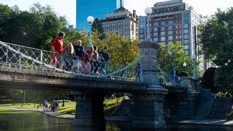 Boston History & Highlights Tour: From Revolution to Today - Downtown Crossing and Old City Hall: Seeing Power in the Block Layout
