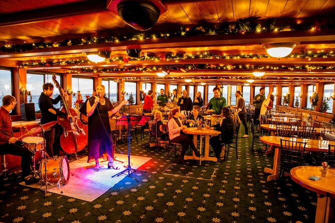 Boston Holiday Cocoa Cruise - Key things to know before you board