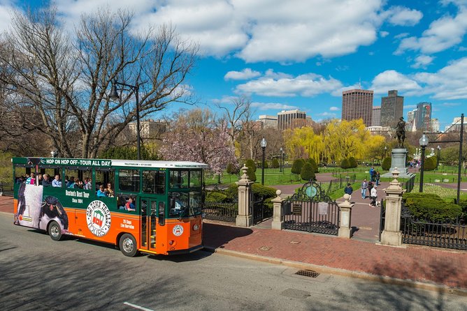 Boston Hop-On Hop-Off Trolley Tour with 13 Stops - Timing tips: how often trolleys come, and how to avoid the cold waiting game