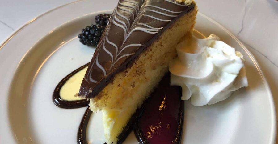 Boston: Iconic Food Tasting & History Tour - Downtown - Key highlights worth knowing