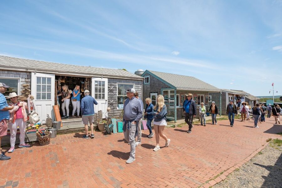 Boston: Martha's Vineyard Day Trip with Optional Island Tour - Price and Logistics: Does $129 Feel Fair?