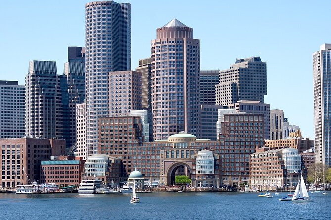 Boston Private City Tour 4 hours and Harvard University - Freedom Trail: 4 km, 16 stops, and how to make an hour count