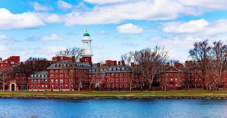 Boston: Private City Tour of Boston & Cambridge - Paul Revere House, the North End, and the Revolution on foot