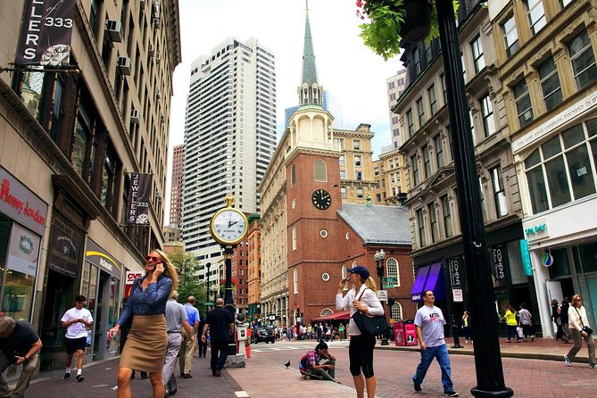 Boston Private City Tour - The Freedom Trail with up to 16 stops, your way