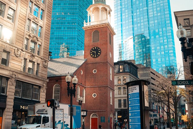 Boston's Old State House & Old South Meeting House Museums - Old State House: 1713 royal power, Boston Massacre fallout, and artifacts you can see