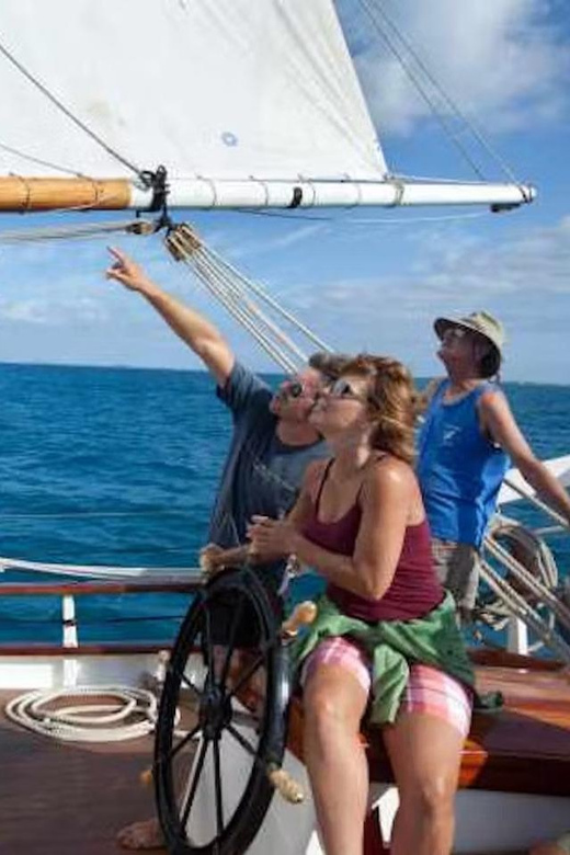 Boston: Sunday Pastry & Prosecco Sail on Boston Harbor - Tips, Timing, and Comfort Details That Matter
