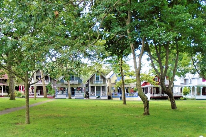 Boston to Martha's Vineyard Day Trip with Optional Island Tour - The included island touring pieces: what you get even without the upgrade