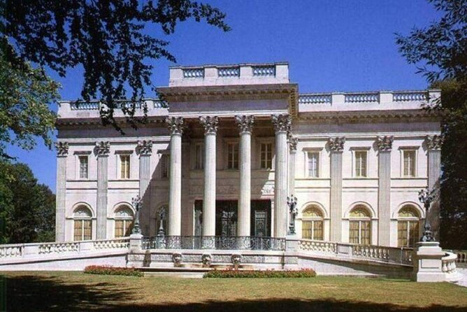Boston to Newport: Breakers and Marble House Small Group Tour - Cliff Walk: short window, big ocean drama