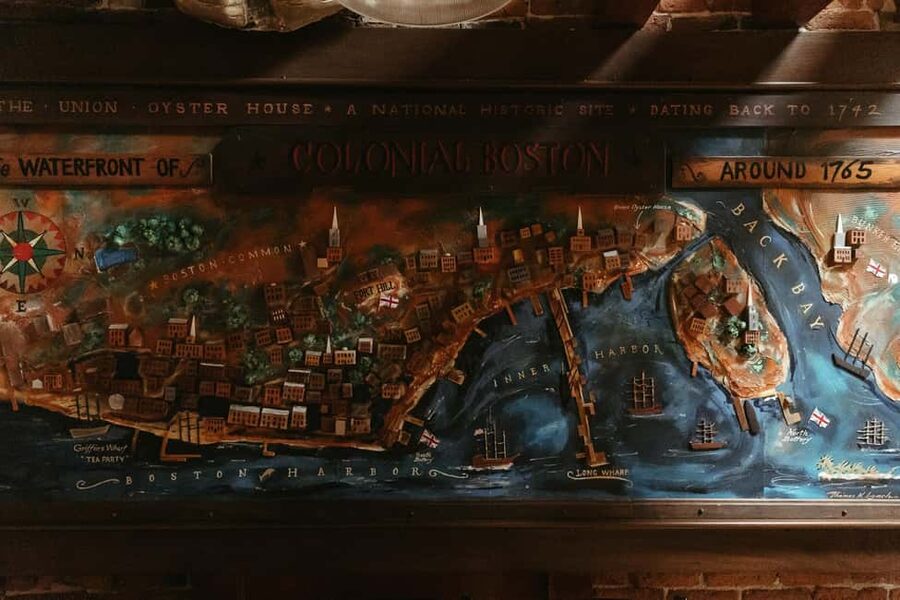 Boston: Ultimate Historic Food & Drink Tour - Union Oyster House: Chowder, Oysters, and the Booth Linked to JFK