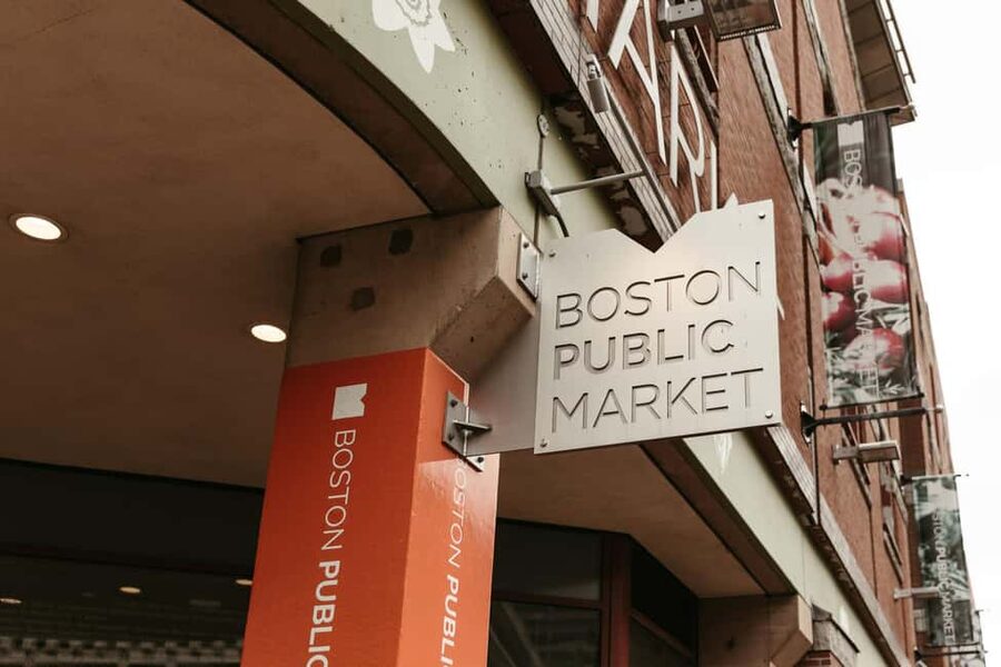 Boston: Ultimate Historic Food & Drink Tour - North End Switches to Italian Comfort, Starting with Lobster Rolls