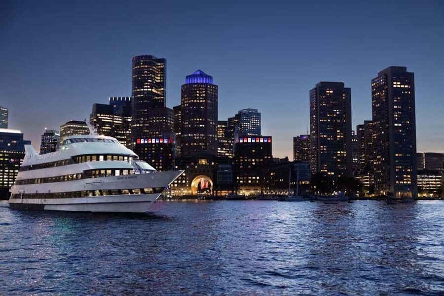 City Cruises Boston: Harbor Buffet Lunch or Dinner Cruise - Key highlights you’ll feel fast