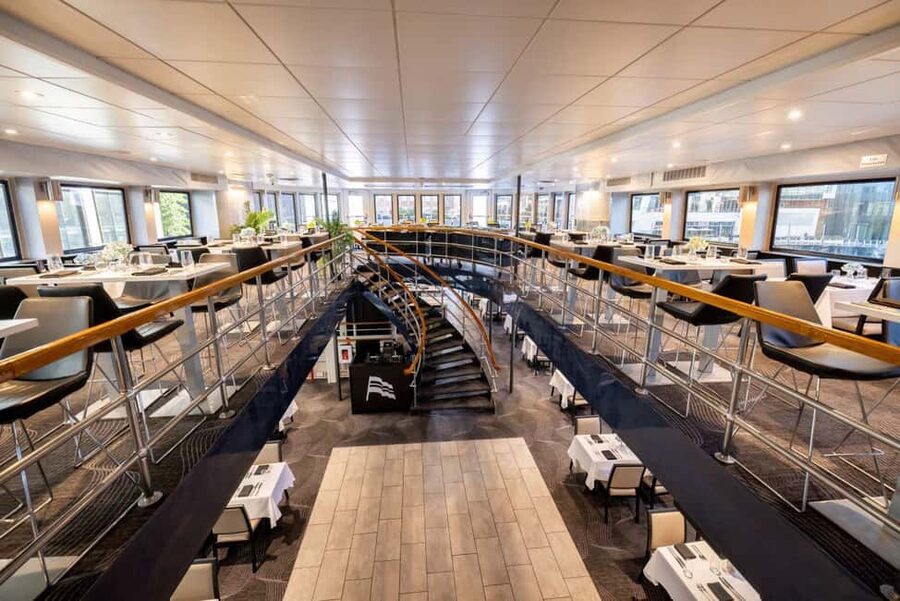City Cruises Boston: Harbor Buffet Lunch or Dinner Cruise - The route: from USS Constitution to Castle Island in 2-3 hours