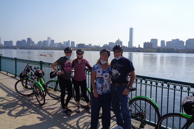 Comfort Hybrid Boston City Bike Rental - Map, Helmet, and Lock: The Small Things That Make or Break the Day