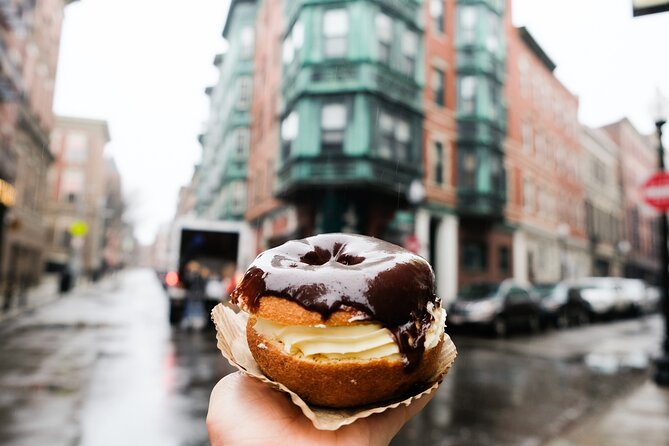 Delicious Donuts of Boston: A Sweet History Walking Tour - Boston Public Market and apple cider donuts, where the flavors shift