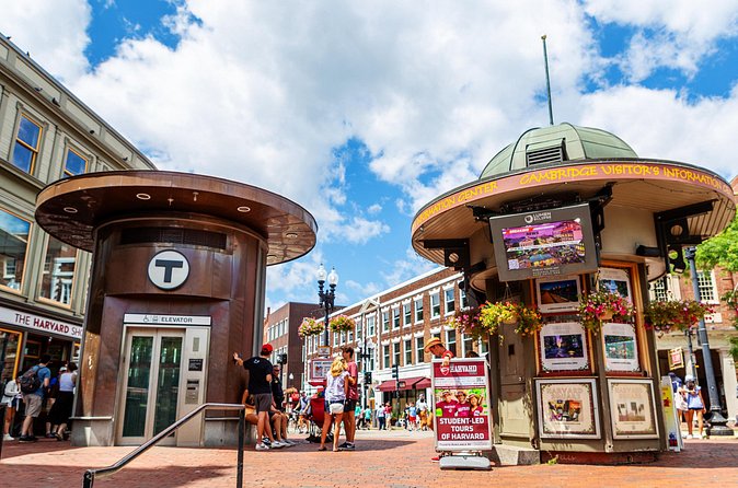 Delicious Donuts of Harvard Square: A Historical Walking Tour - Why the guides make or break this Harvard Square donut tour