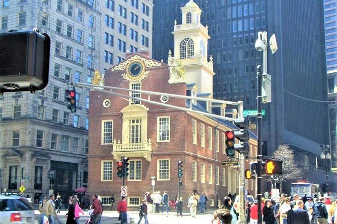 Downtown Freedom Trail, Beacon Hill & Back Bay Walking Tour - Boston Public Garden and the Swan Boat Detour: More Than Cute Photos