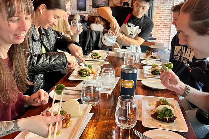 Dumplings to Dim Sum: Food and History Tour of Boston's Chinatown - How the History Lessons Land Between Stops