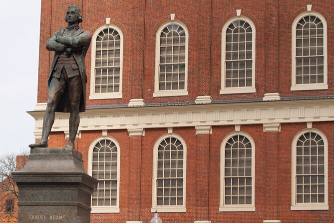 Entire Freedom Trail Walking Tour: Includes Bunker Hill and USS Constitution - Final Stop at USS Constitution and Old Ironsides