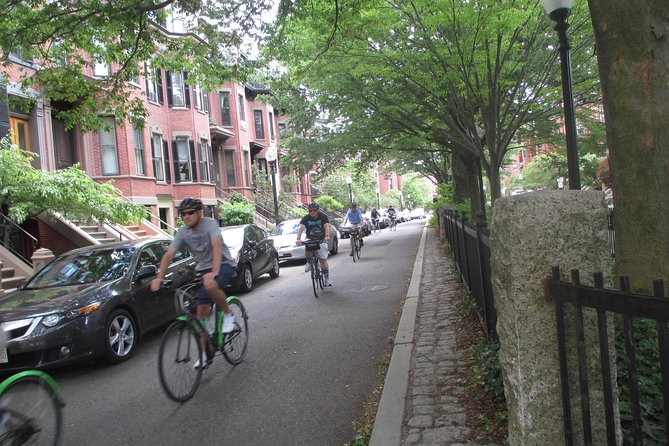 Family Friendly Guided Bike Tour of Boston - MIT Campus Highlights Without the Classroom Feel