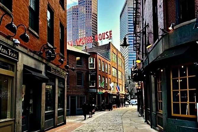 Freedom Trail Experience - Old South Meeting House and the Boston Tea Party story