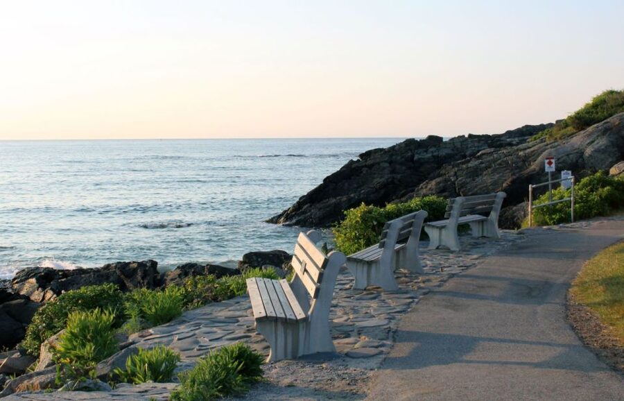 From Boston: Kennebunkport Day Trip & Optional Trolley Tour - The drive south: Stonewall Kitchen stop and Nubble Light at York