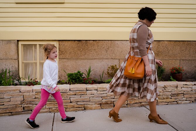 Golden Age to Gilded Age Newport's Transformation Walking Tour - Price and value for a $25 Newport history walk