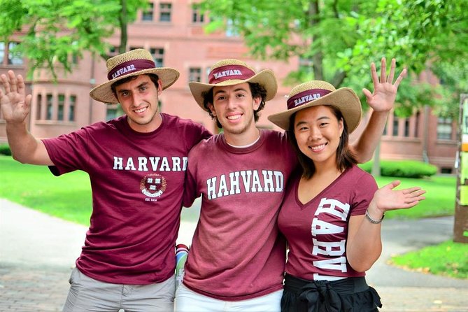 Harvard University Campus Guided Walking Tour - Why a student-led Harvard walk beats a drive-by