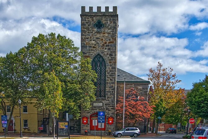 Hauntings, History and Legends Tour in Salem - Saint Peter’s Episcopal Church and the power of specific landmarks