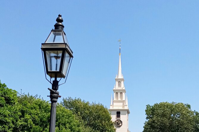 Historic Highlights with the Gilded Age Private Van Tour - Entering Newport in Comfort: A Private Van Beats Parking Chaos