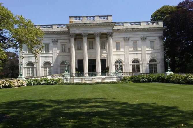 Historic Highlights with the Gilded Age Private Van Tour - The Core Experience: A Fully Narrated Newport Story on a 15-Mile Loop