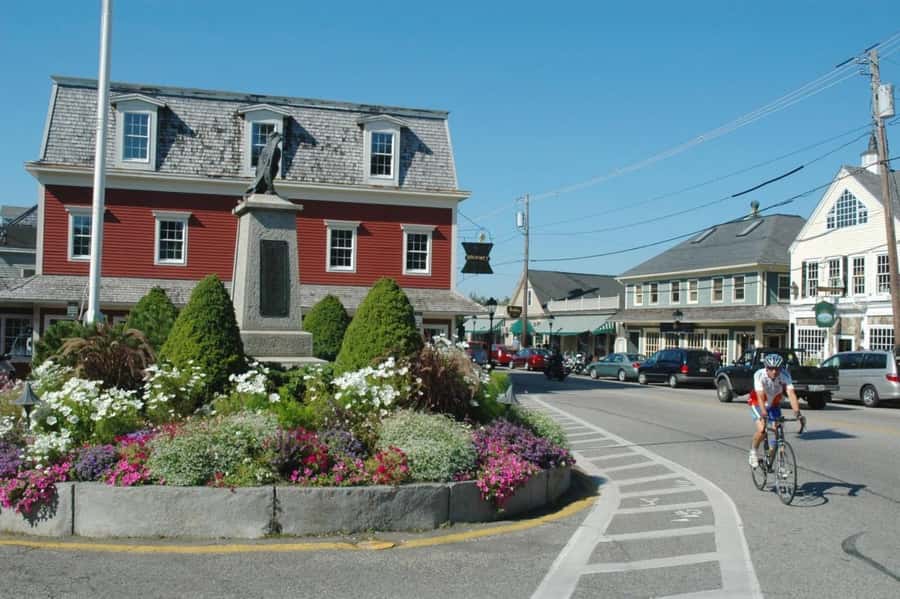 Kennebunkport: 2-Hour Historical Walking Tour - Who this Kennebunkport tour is best for