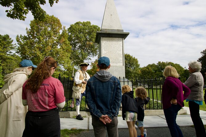Lexington, MA Battle Green Walking Tour with Costumed Guide - Live guidance, not a script on repeat