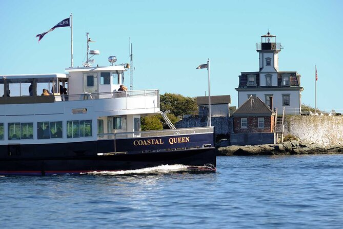 Lighthouse and Mimosa Cruise of Narragansett Bay from Newport - Fort Adams from a new perspective